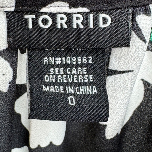 Torrid Womens Black White Floral Halter Racerback Chiffon Tank Top Sz 0 Large 12 - Picture 5 of 10